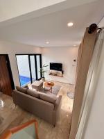 Jawa Batu Villa - Bed and Breakfast Tlekung