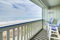 On-The-Beach Escape Oceanfront in Surfside! - B&B