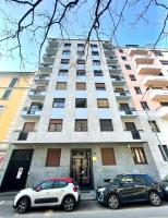 Downtown Milan Chic Apartment - Quiet Retreat with Free WIFI & Air Conditioning - B&B Milano