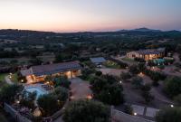Sardinia Family Villas - Anita & Chanel with private pool - Chambres d’hôtes San Pantaleo
