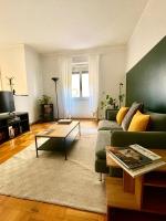 Downtown Milan Chic Apartment - Quiet Retreat with Free WIFI & Air Conditioning - B&B Milan