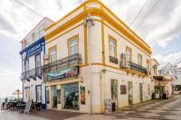 Down Town Beach House - B&B Albufeira
