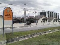 Homestay Panda Seri Iskandar with WiFi Location nearby Uitm Utp KPM - Chambres d'hôtes Seri Iskandar