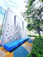 Bright & airy 3BR homestay comfort penang Netflix - Chambres d’hôtes George Town