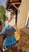 Appartement au premier étage dans maison de charme avec grand jardin au RDC - B&B Banyuls de la Marenda