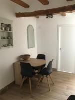 Centrally located two bedroom apartment - B&B El Perelló