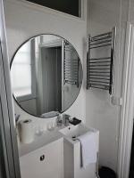 Deluxe Zimmer mit Kingsize-Bett
