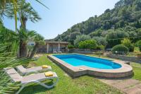 Villa Pont Roma with Pool, Mountain Views & Aircon - Bed and Breakfast Pollença