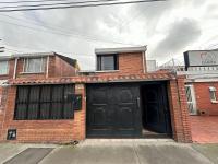 Bamuka Hostal - Bed and Breakfast Bogota