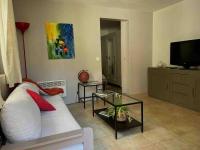 Appartement de charme au pied du château - B&B Châteaurenard