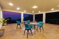 The Cozy Winterfell - B&B Munnar