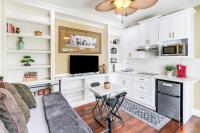 9 Mi to Beach Pet-Friendly Apt in San Diego! - Bed and Breakfast