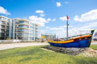 Picturesque beachfront apartment - B&B Armação de Pêra