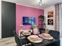 Deluxe Appartement met 2 Slaapkamers en Balkon