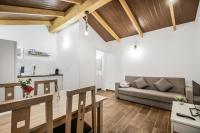 Tabaiba Rustic Getaway with Jacuzzi - B&B
