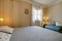 Appartamento con 2 Camere da Letto, Balcone e Vista mare