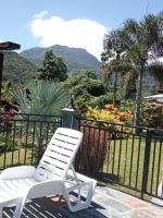 Location villa et piscine privé - Chambres d’hôtes Capesterre-Belle-Eau