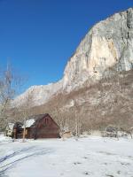 House under peaks - B&B