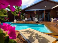 Offre Limitée ! Villa bois & Prestige 1CH à 5 min de la plage des raisins clairs - B&B Saint-François