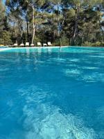 Gîte Lavande vue Luberon 33 hectares piscine Spa Sauna au cœur de Provence - Bed and Breakfast Saumane-de-Vaucluse