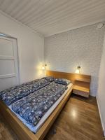 Ferienhaus Luise, Mariannes Ferienwohnung - B&B Rörvik