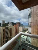 Apartamento impecável a uma esquina da praia - B&B