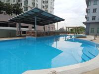 E-Tiara Apt King Size Bed 1-7pax LRT YSW Homes - B&B Subang Jaya