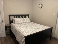 Island in the City - AWESOME 3 BR 2 BA 15 Min from DIA DT Anschutz - B&B Commerce City