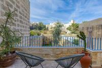 Exclusive 2BR Sliema Townhouse with Garden - Ferienwohnung Sliema