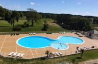 Appartement 68 m2 vue Golf et Piscine - B&B L'Aiguillon-sur-Vie