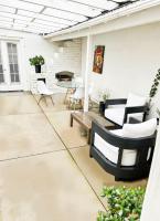 Elegant 4-Bedroom with Courtyard - WIL- BEV - Bed and Breakfast Los Angeles