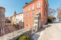 Zarina Apartment - Old Town Center - B&B