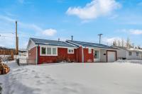 Rocky Mountain Getaway For Budget Travelers - B&B Leadville