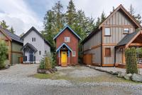 Tyee Retreat Cozy Lofted 1 Bedroom Cabin - Chambres d’hôtes Ucluelet
