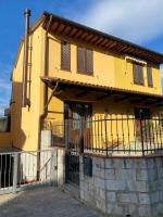 La casa gialla - B&B Usigliano