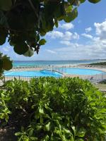 Logement cosy avec piscine - B&B Cul-de-Sac