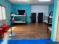 Alhuda Roomstay - B&B