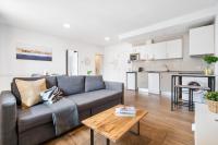 Lodging Apartments Liceu G1 - B&B