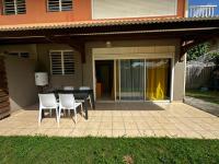 Appartement Montabo Zen T2 - Jacuzzi - Jardin - Terasse - Wifi - Clim - Zac hibiscus - B&B Cayenne