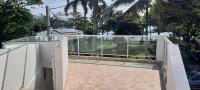 CASA A 20 METROS DA PRAIA DE TOQUE TOQUE GRANDE COM AR COND WiFi EXT ATE A PRAIA - Chambres d'hôtes São Sebastião