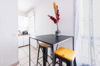 Home Up Enghien - Ferienwohnung