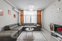 Royal Serenity Beachfront Two-Bedroom Suite - B&B