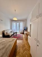 Pokój 10 MIN METRO DWORZEC WILEŃSKI - B&B