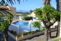 "Le Liberty" Appartement calme et cosy avec vue piscine et montagnes - Chambres d'hôtes Canet-en-Roussillon