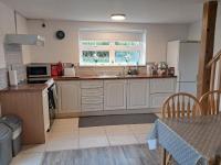 Burren Snug - B&B Shanvally