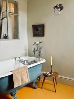 The Chapel Studio - B&B Frome