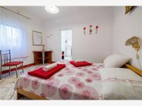 Apartment mit Terrasse