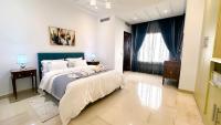 Superior King Suite