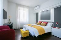 Habitación con cama extragrande.