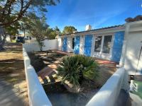 maison 50 m de la plage - Bed and Breakfast